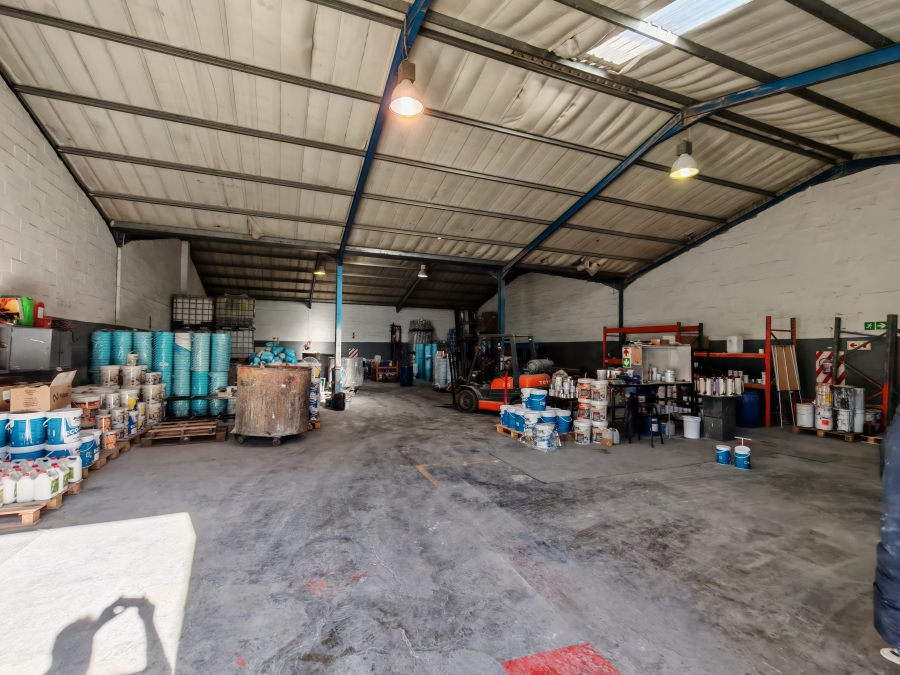 To Let commercial Property for Rent in Broadlands Western Cape